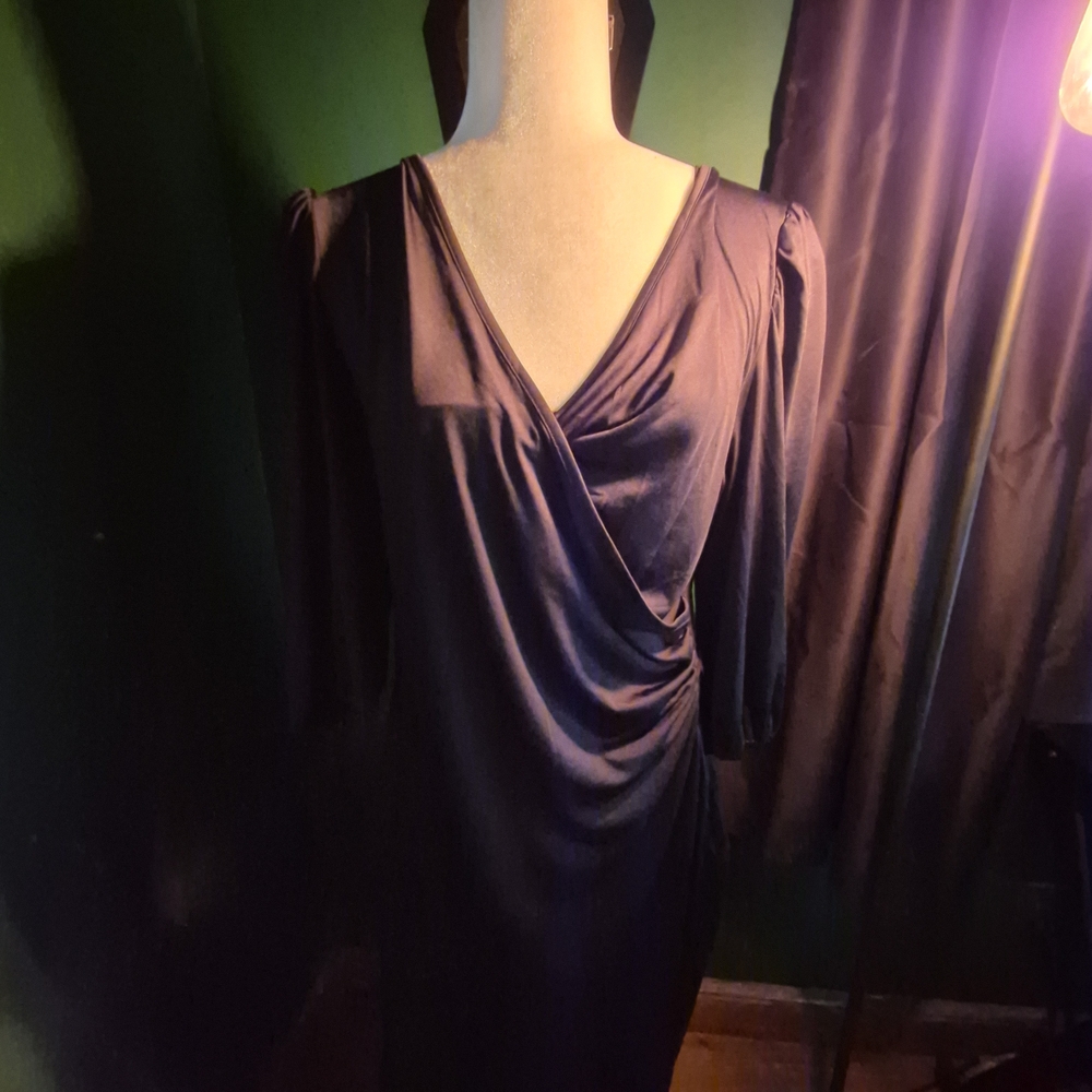 Chic Long Sleeve Black Dress